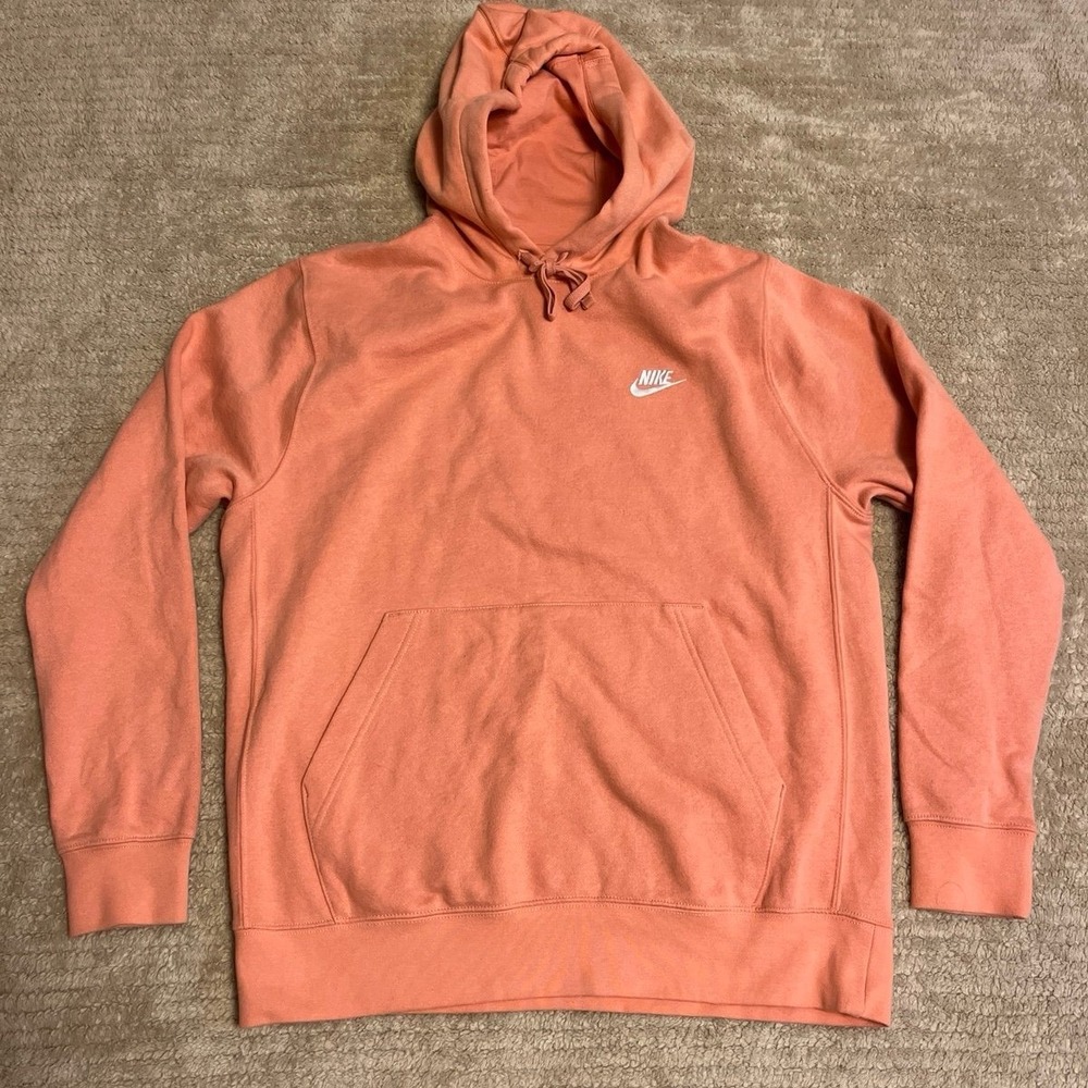 Nike Sportswear Club Fleece Hoodie women's size large in the crimson bliss